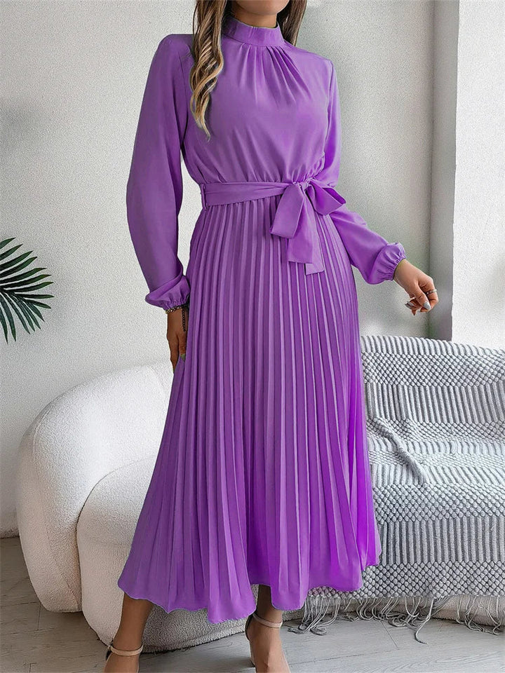 Katrine – Classic Long Dress with an Elegant Design