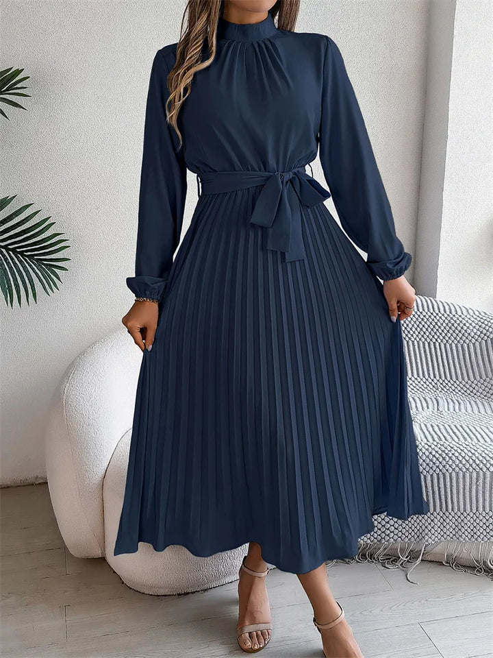Katrine – Classic Long Dress with an Elegant Design