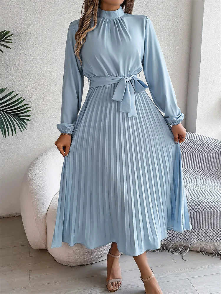 Katrine – Classic Long Dress with an Elegant Design