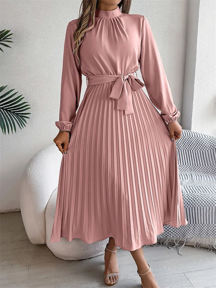 Katrine – Classic Long Dress with an Elegant Design