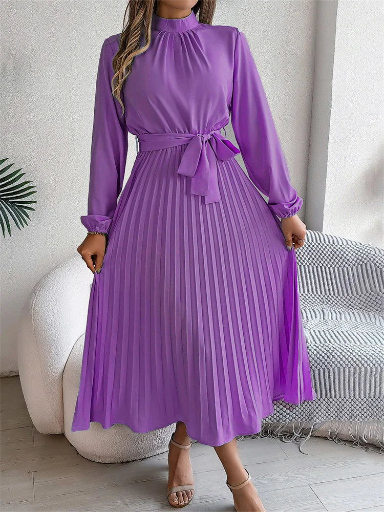 Katrine – Classic Long Dress with an Elegant Design